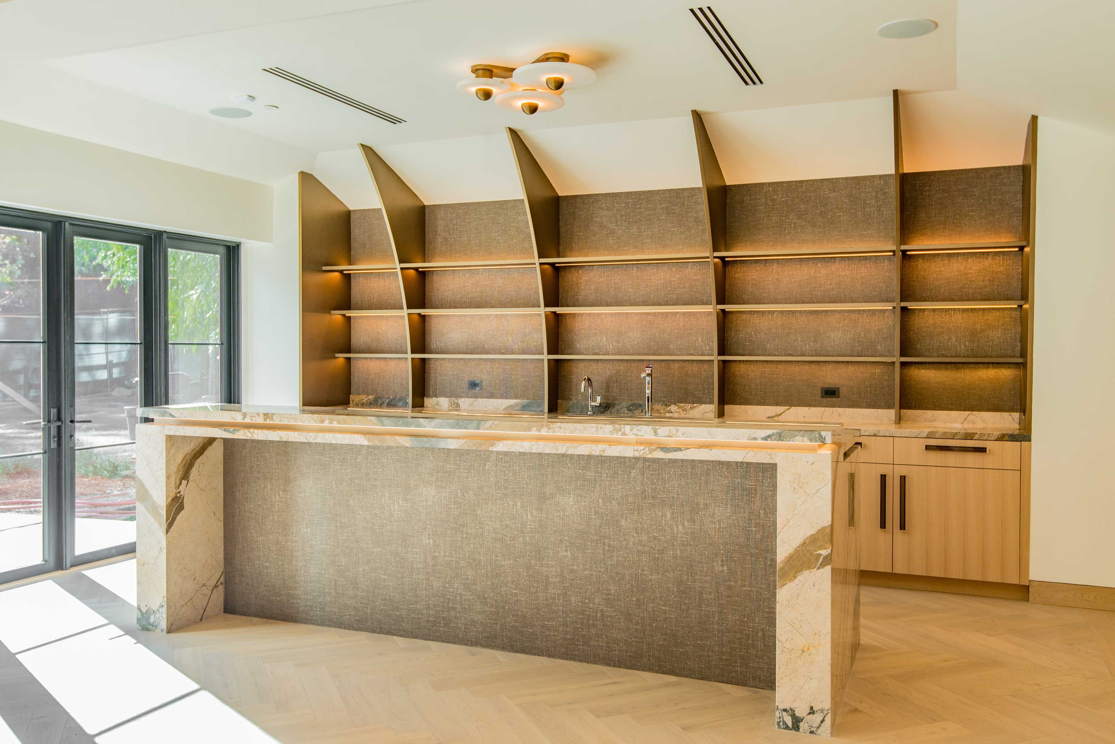 Hidden Hills Estate, photo 1